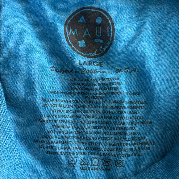 Maui and Sons T-Shirt - Picture 4 of 4